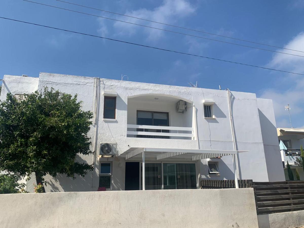 Prestige Worldwide Apartments Ayia Napa Bagian luar foto
